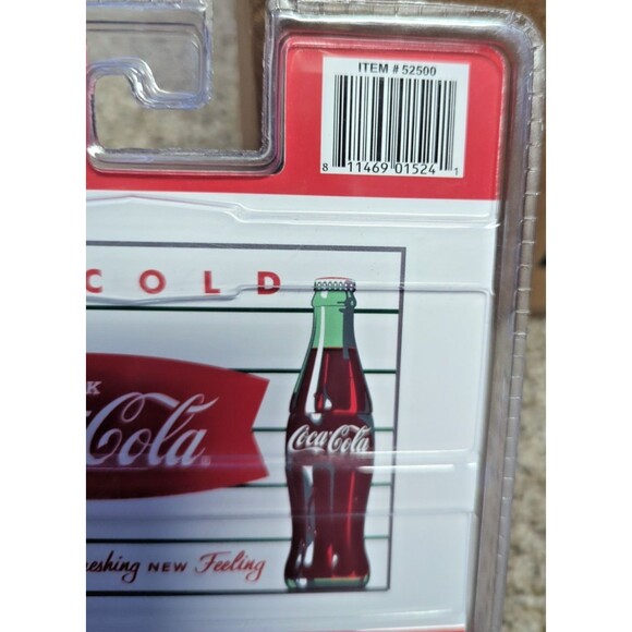 M2 Machines Coca-Cola 1965 Ford Econoline Delivery Van – Limited Edition Diecast - Picture 7 of 8